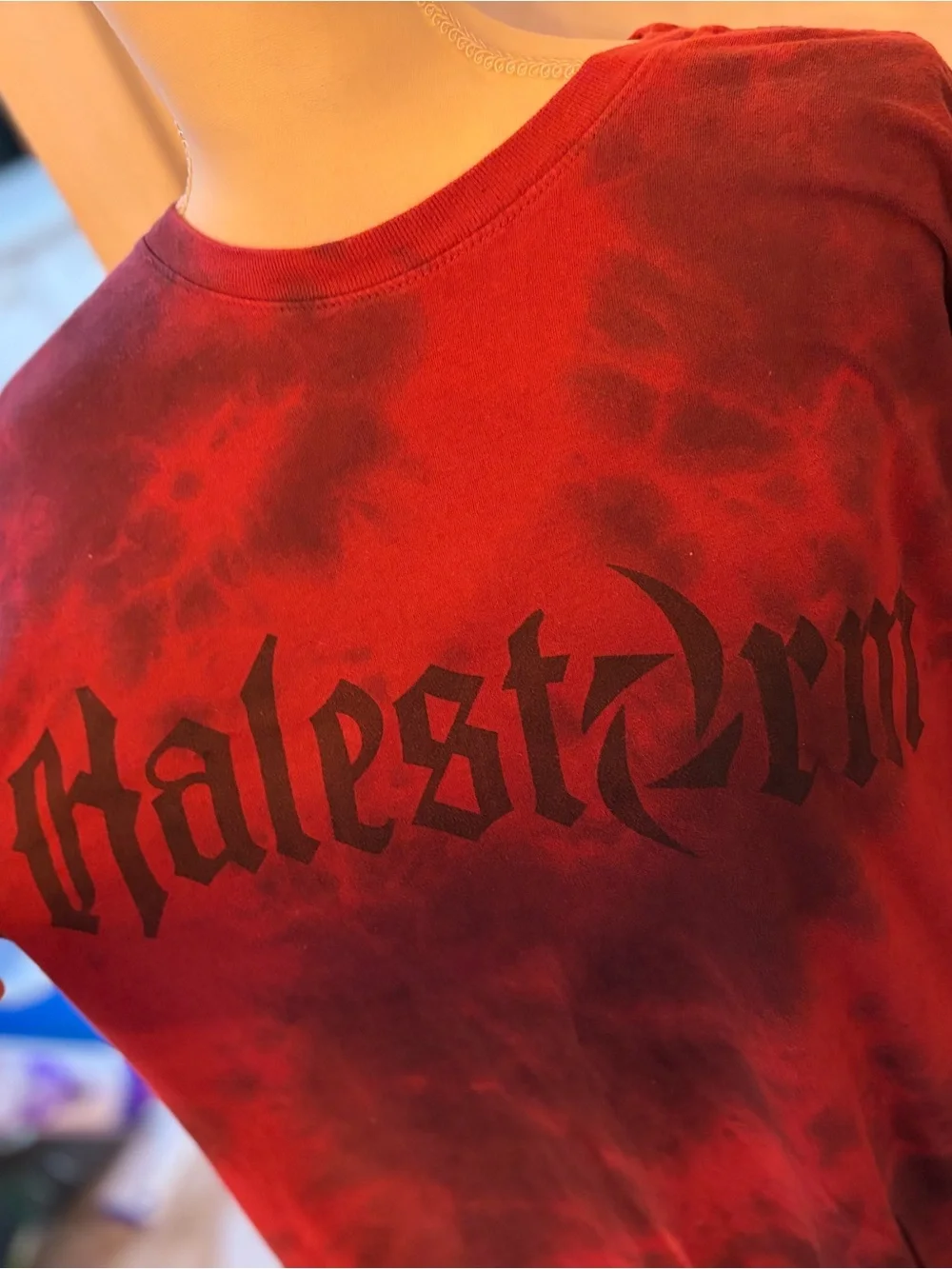 Red and Black halestorm band tee